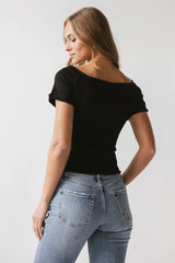 Hannah Lettuce Edge Top in Black
